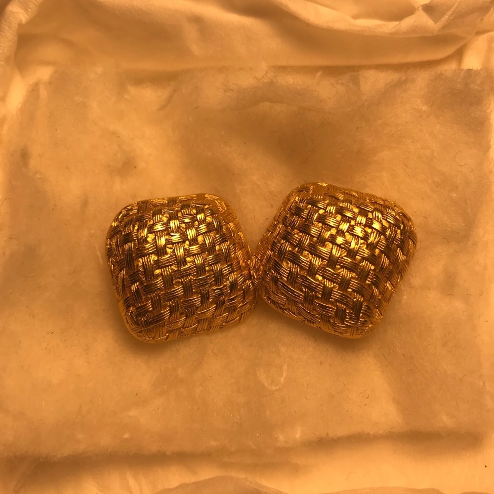 Clip-on earrings